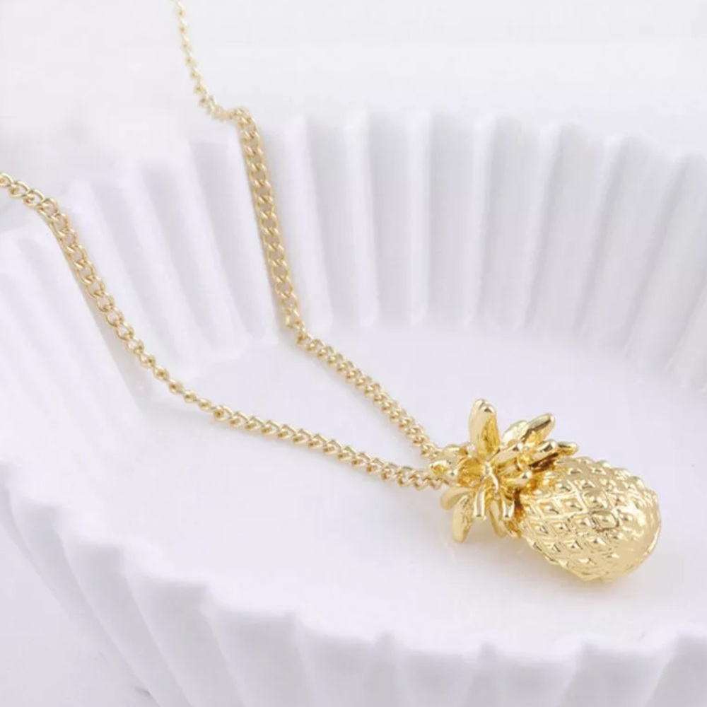 Hawaiian Pineapple Necklace. NEW!!! 🍍 - Picture 2 of 5